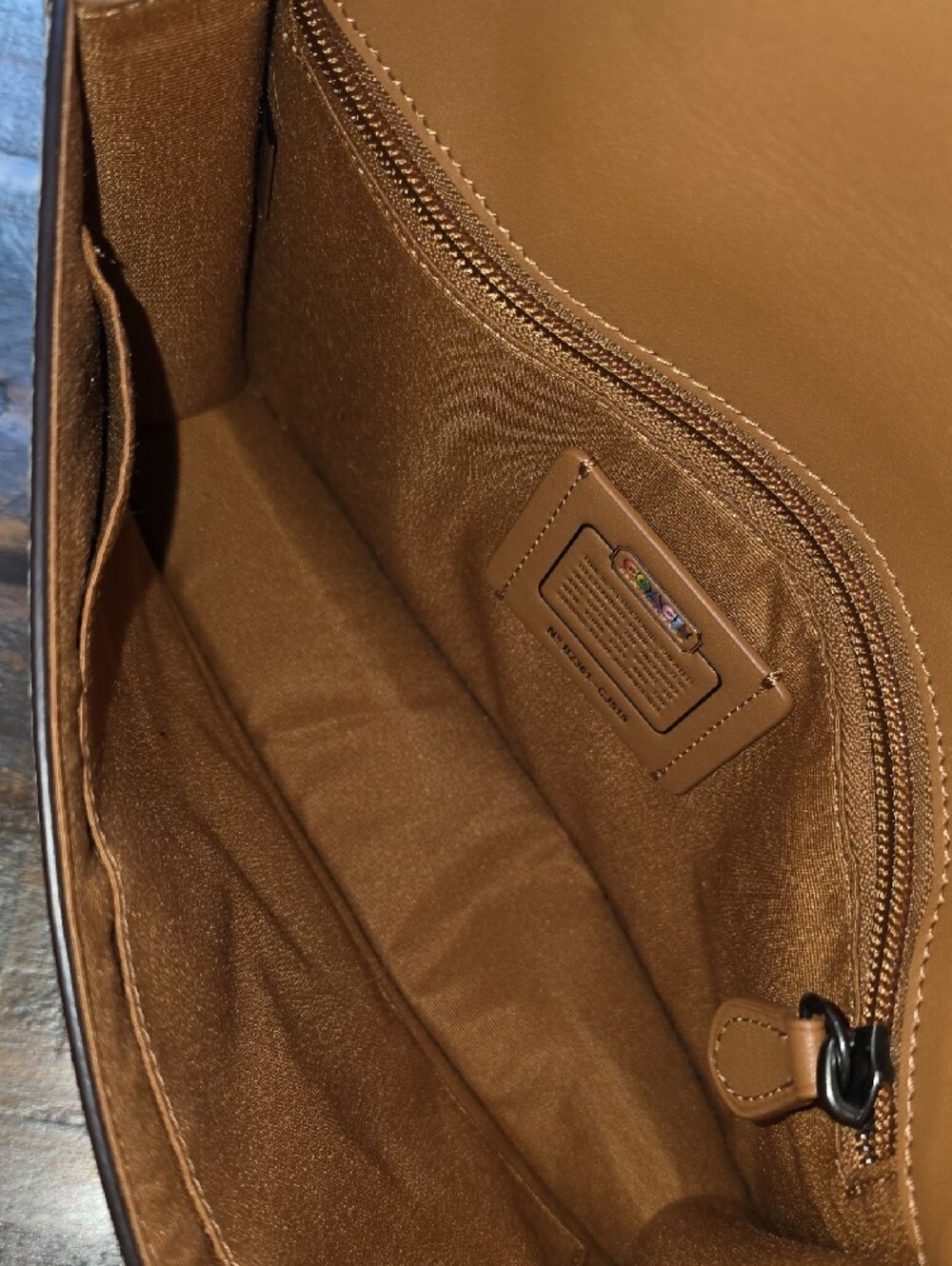 Coach Turner Flap Crossbody With Patches - RARE - Picture 9 of 12